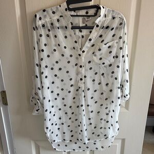 Francesca's Collections Black and White Polka Dot Blouse